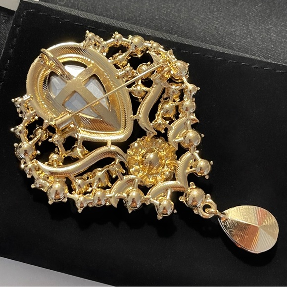 ✨ Gorgeous Chandelier Rhinestones Brooch - Picture 2 of 2